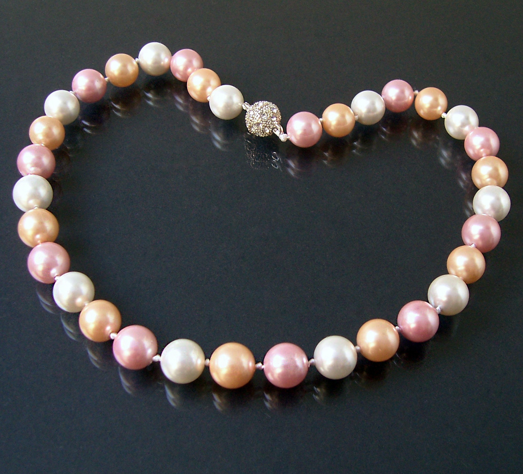 Perlenkette Muschelkern Perlen weiß puder rosa 12mm Collier Braut Strass K1440